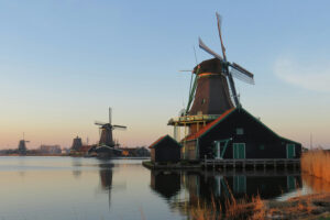 Read more about the article Why are Dutch last names so weird, and are they really?